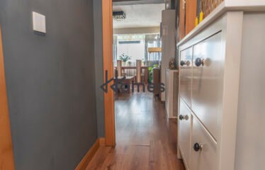 PISO DE 3 HABITACIONES 1 BAÑO EN CALLE CENTRO TOTALMENTE REFORMADO