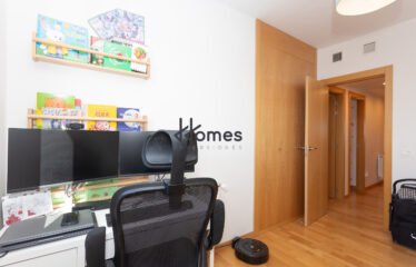 PISO DE 3 HABITACIONES 2 BAÑOS, 2 PLAZAS DE GARAJE Y TRASTERO EN LA MEJOR URBANIZACION DE MOSTOLES