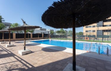 PISO DE 3 HABITACIONES 2 BAÑOS, 2 PLAZAS DE GARAJE Y TRASTERO EN LA MEJOR URBANIZACION DE MOSTOLES