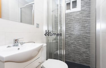 CHALÉ DE ESQUINA 5 HABITACIONES 4 BAÑOS EN ALCORCÓN