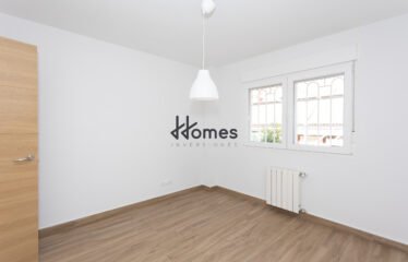 CHALÉ DE ESQUINA 5 HABITACIONES 4 BAÑOS EN ALCORCÓN