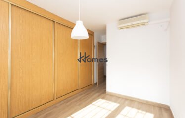 CHALÉ DE ESQUINA 5 HABITACIONES 4 BAÑOS EN ALCORCÓN
