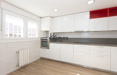 CHALÉ DE ESQUINA 5 HABITACIONES 4 BAÑOS EN ALCORCÓN