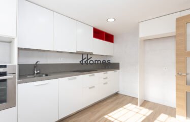 CHALÉ DE ESQUINA 5 HABITACIONES 4 BAÑOS EN ALCORCÓN