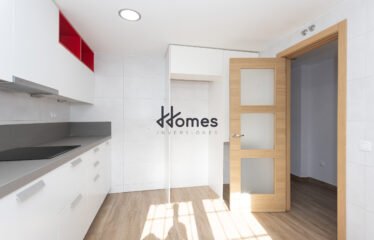 CHALÉ DE ESQUINA 5 HABITACIONES 4 BAÑOS EN ALCORCÓN