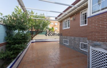 CHALÉ DE ESQUINA 5 HABITACIONES 4 BAÑOS EN ALCORCÓN